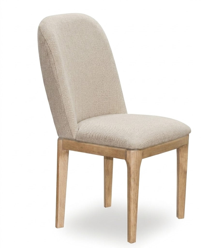 Silla en en madera solida y tapiceria color Beige