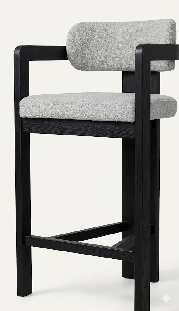 Banco Live: diseño ergonómico con estructura en madera sólida y tapizado premium. Confort superior, estilo contemporáneo y alta durabilidad para tu barra o cocina