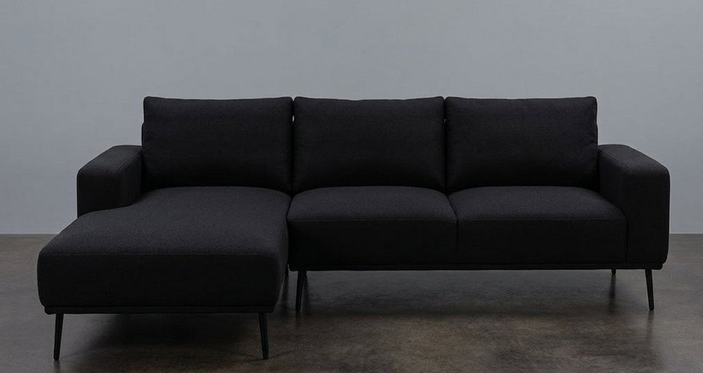 Sala seccional Burton: diseño moderno con chaise longue y patas estilizadas. Confort excepcional, estilo contemporáneo y alta durabilidad para tu hogar