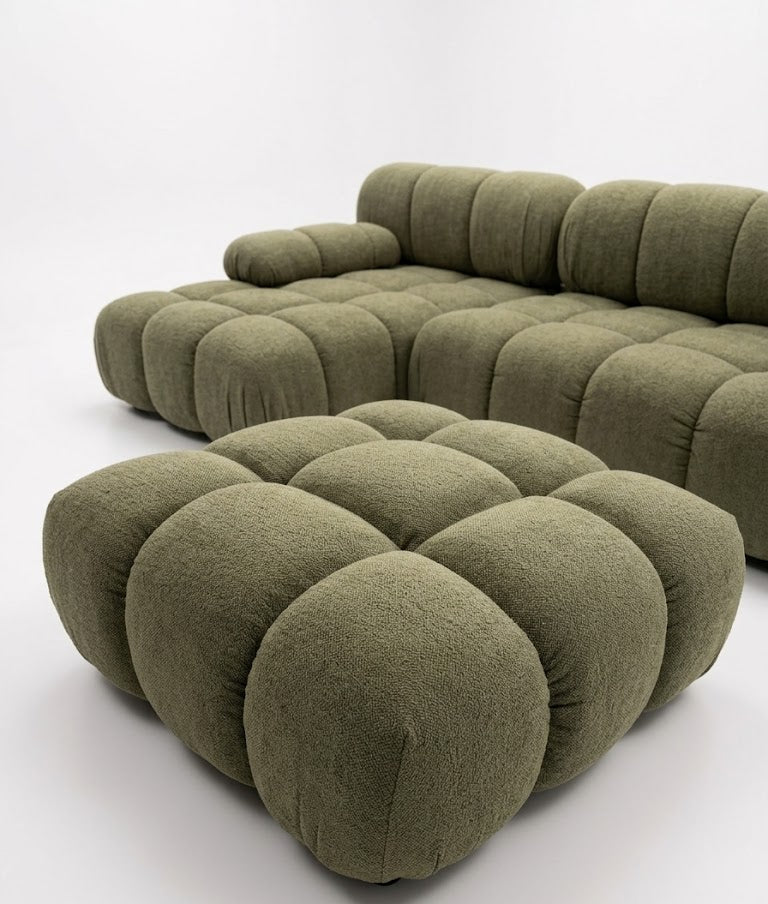 "Sillón modular Bali: diseño contemporáneo de vanguardia con acabado capitoneado. Confort excepcional, estilo icónico y alta versatilidad para crear espacios únicos